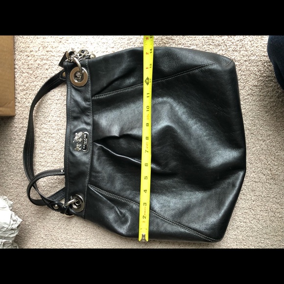 ‼️SOLD‼️Patent leather coach bag with wallet - Picture 4 of 8